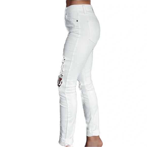 American Eagle Next Level Stretch Jeans SZ 2
White Distressed Ladies - Picture 2 of 12